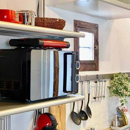 Charming Gran Via Attic Apartment Madrid Exterior photo