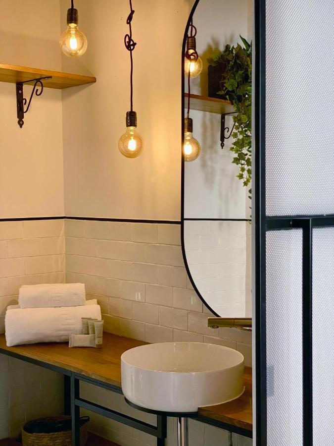 Charming Gran Via Attic Apartment Madrid Exterior photo